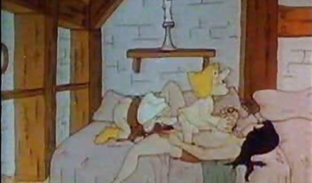 Mengisap wanita indonesia sex penis di taman yang sibuk