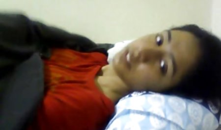 Cowok melakukan penetrasi ganda pirang seksi di kamar bokep indo cantik banget mandi