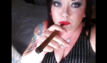 Chocolaty seksi muda, setelah live xxx indo sedikit tersentak dari vaginanya dengan vibrator panjang, bersemangat melemparkan dirinya ke pelukan panas dan keparat rela merobek dirinya menjadi selera, pantat bulat