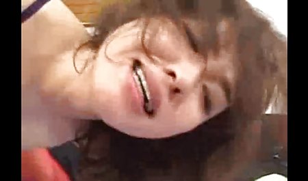 Cowok dan cewek yang baik menggelar pesta pora di sebuah klub malam. Penjaga itu tidak menentang, sexporno indo terutama karena para pria itu sendiri meniduri pengunjung yang bernafsu