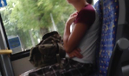 Brunette Busty menangkap 3gp indo sex saudara tiri muda untuk berhubungan seks