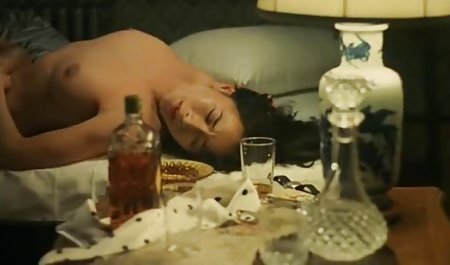 Wanita gemuk bercinta dengan tampan muda video xxx artis indonesia dan gelisah