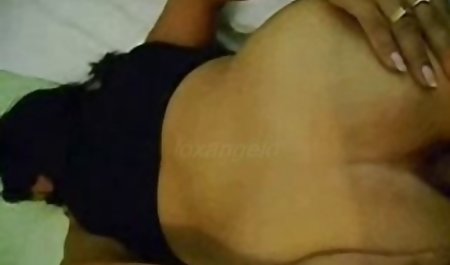 Kecantikan berdada hitam Katt Garcia mendapat bercinta anal setelah video artis sex indonesia kolam renang