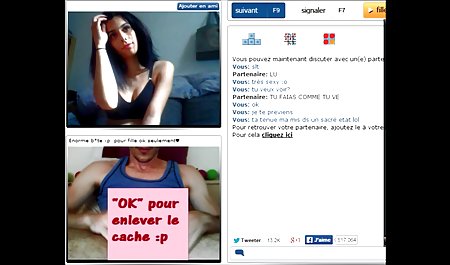 Kecantikan xxx tante indo gerah mengambil ayam besar di mulutnya