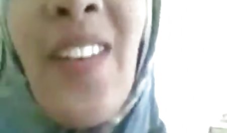 Setelah kelas, dua siswa lesbian mengatur lesbi nyata di meja xxx di indonesia guru di video, para wanita cantik menjilat klitoris masing-masing, membawa pussies mereka ke orgasme