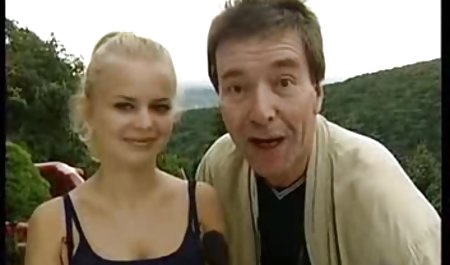 Kontol pria Rusia yang gemuk, nyaris tidak memasuki anus ketat pacarnya, membuat gadis itu menjerit kesakitan. Namun, begitu indo xxx one dia pergi ke anal, jeritannya berubah menjadi erangan kegembiraan dan kesenangan