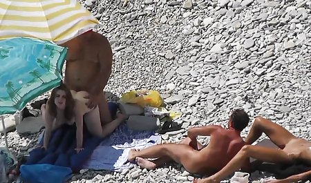 Tiga muda, pelacur anal mengganggu pria indo tube xxx dan mengisap penisnya