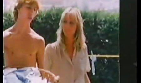 Dia memiliki payudara matang yang besar, dan dia memiliki tangan penuh nafsu penuh nafsu. Dia memiliki vagina bermata indah, dan dia memiliki lidah yang video sex tante tante indonesia panjang dan jari-jari yang ingin tahu.