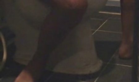 Sayang seksi muda dengan pantat bulat suka vidiosex artis indonesia mengisap kontol