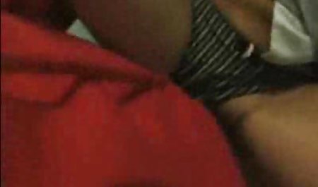 Busty Aletta Ocean indo bokep xxx bersenang-senang dengan dua pengendara motor