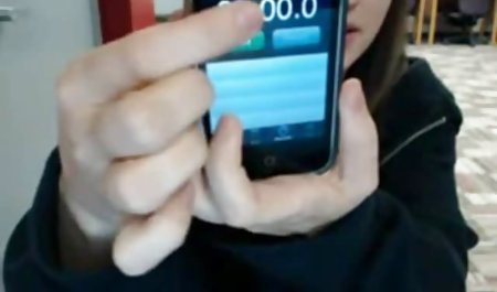 Nyonya istri Busty meniduri suaminya dengan strapon di xxx indonesia gemuk pantat dan dia berteriak kesakitan