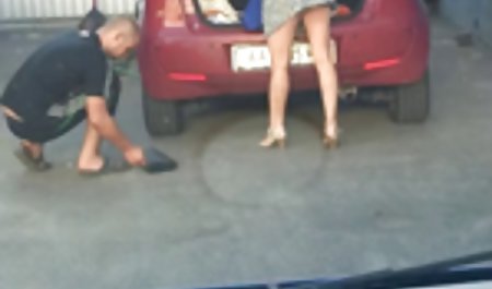 Brunette mungil Paisley Parker menyebalkan kontol indonesia xxx artis besar dan botak