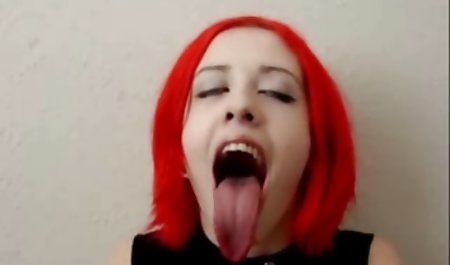 Babes cantik membelai selangkangan mereka yang dicukur dan manis sex artis indonesia xxx dengan lidah basah untuk satu sama lain, dan kemudian sapi muda saling bersandar dan mulai menggosok-gosok pussies mereka satu sama lain