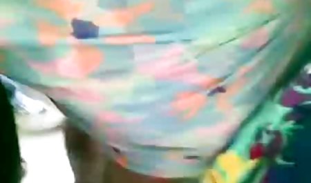 Minette cantik bokep indo intip menyebalkan vagina orang miskin