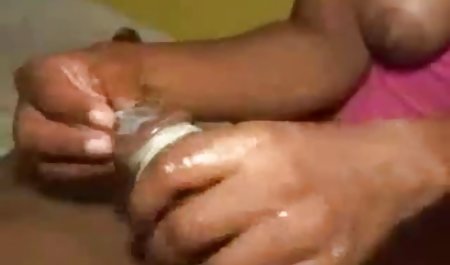 Selama makan malam, bbw indo bokep seorang wanita berambut coklat bejat memberikan blowjob, dan kemudian bercinta