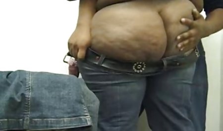 Pirang muda Brooke Logan memainkan dildo dan bercinta bokep jadul indo di dubur