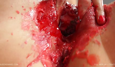 Rambut pirang ceko gadis keparat diri sendiri xxxx sex indo sebuah mainan pantat besar