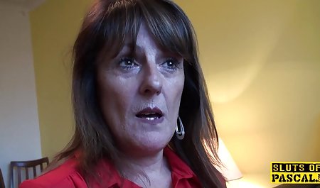 Bung menjilat wanita jalang dan indonesia tante xxx memberinya anggota di mulutnya