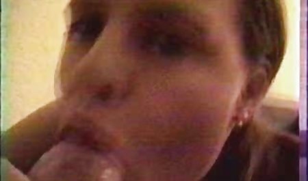 Mulattos mengisap menakutkan panjang, menempatkan anal dan topi mereka pada gilirannya, seorang pria kulit hitam, bersemangat bersenang-senang dengan dua sek indo 3gp pelacur