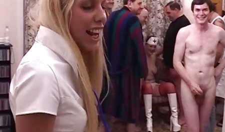 Cantik, pelacur muda berdada bercinta youjizz sex indonesia dengan vibrator