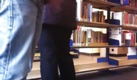 Ayam cantik dengan pantat besar menghisap ayam jantan pornp indonesia