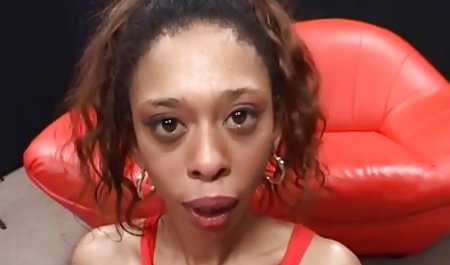 Dua wanita biseksual muda menghisap kontol untuk pria tampan yang seksi bokep indo sampe crot dan menidurinya dalam berbagai pose