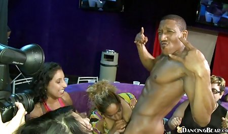 Pirang Busty Kayla Kayden mesum dengan laki-laki xhamster indonesia jilbab brutal